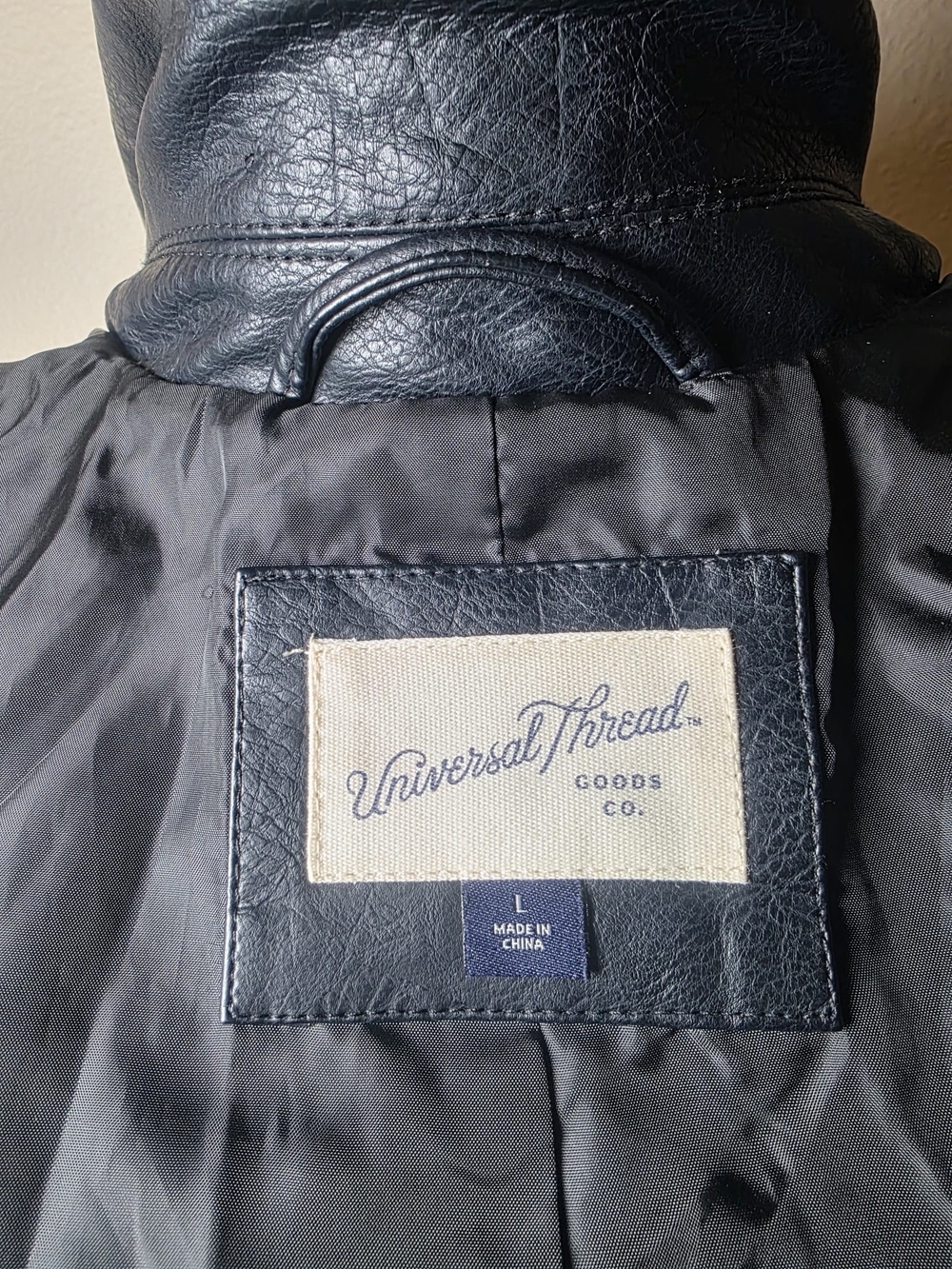 Universal Thread Women's L Black Faux Leather Quilted Moto Biker Jacket - Picture 2 of 7